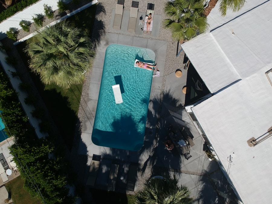 Photo "do las vegas pools close"
