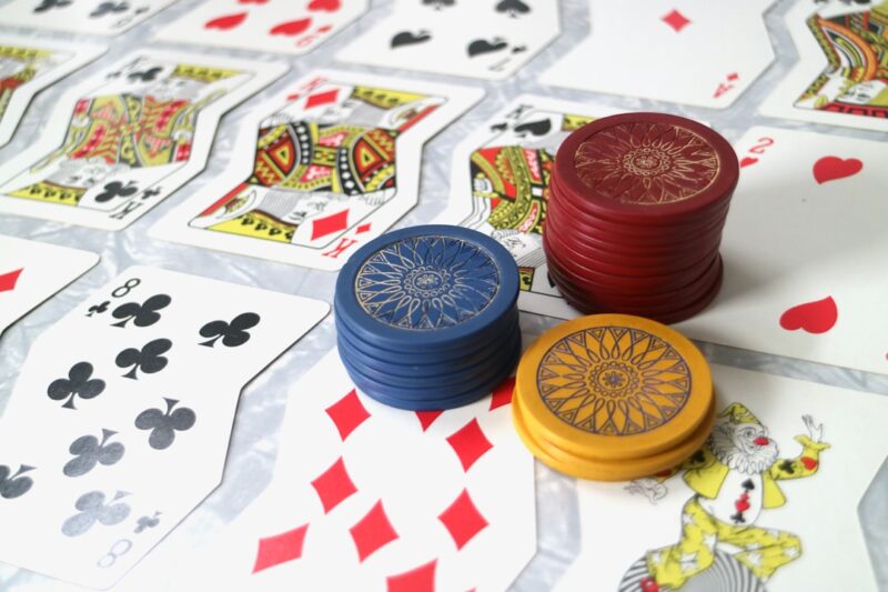 Salary Spotlight: How Much Does a Vegas Poker Dealer Make?
