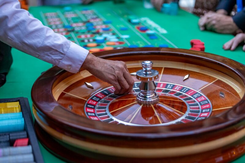 Salary of Vegas Casino Dealers